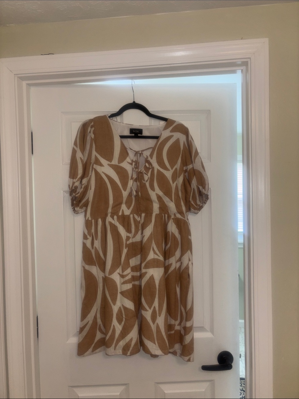MSK Puff Sleeve Tan & Cream Lace-Up Mini Dress